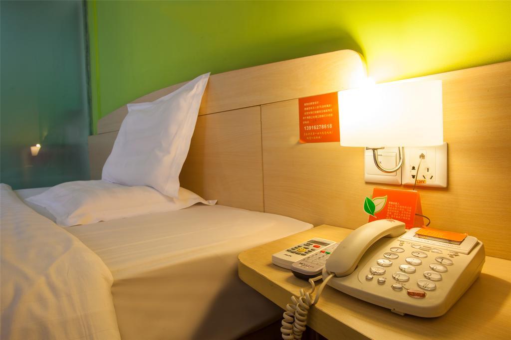 7Days Inn Guangzhou Jiaokou Subway Station 2Nd Номер фото
