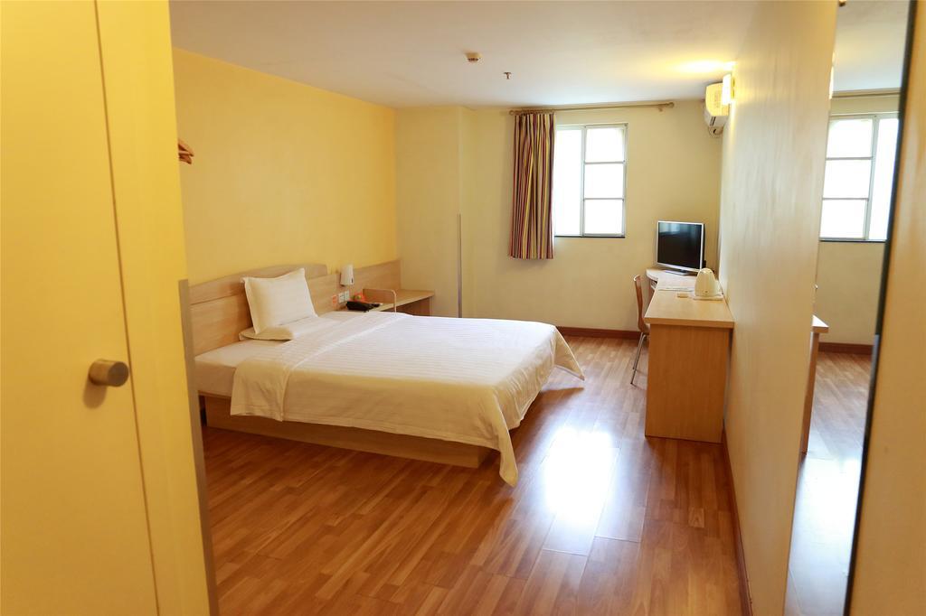 7Days Inn Guangzhou Jiaokou Subway Station 2Nd Екстер'єр фото