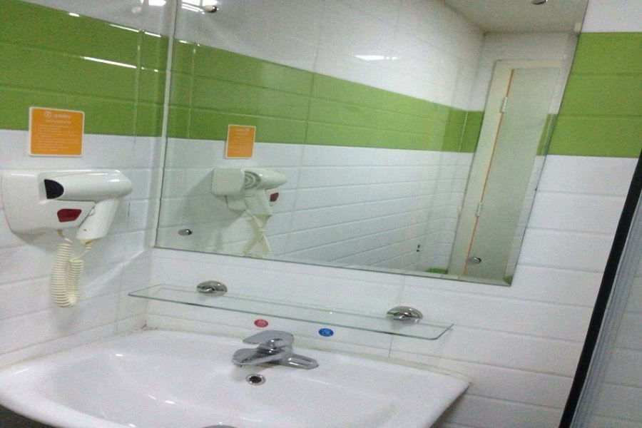 7Days Inn Guangzhou Jiaokou Subway Station 2Nd Екстер'єр фото